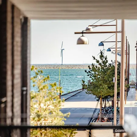 Exclusive Waterfront Luxury Apartamento *