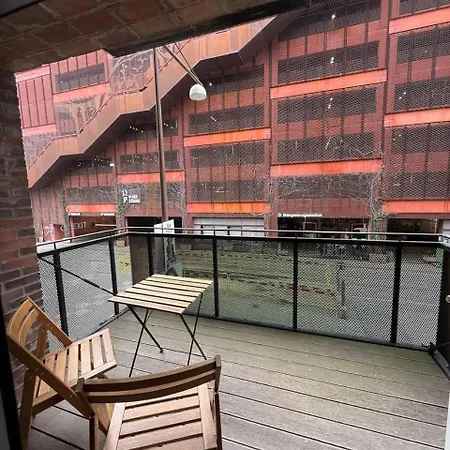 Exclusive Waterfront Luxury Apartment